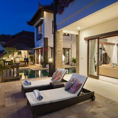 Villa Amanie Jimbaran Esterno foto
